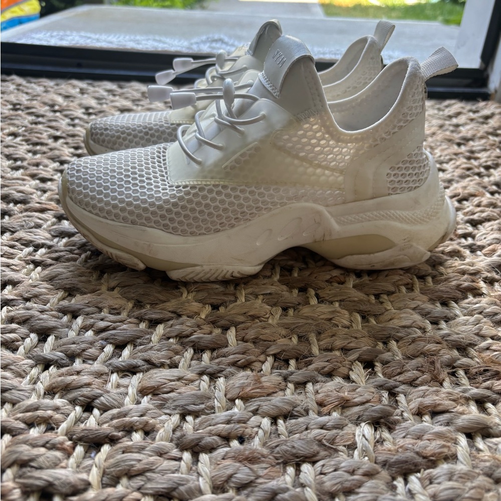Steve Madden White Chunky Sneakers with Breathable Mesh